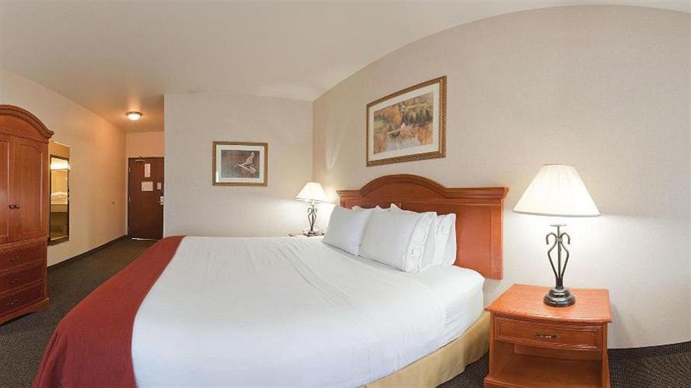 Holiday Inn Express & Suites Aberdeen By Ihg Экстерьер фото